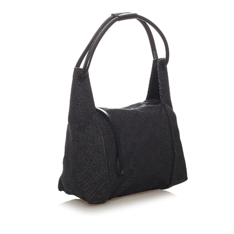 Luxury bags with exotic skins  Gucci GG Canvas Handbag (27356)